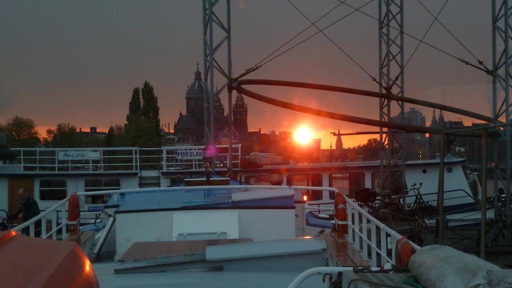 Anna Maria II Hotel Амстердам Екстериор снимка